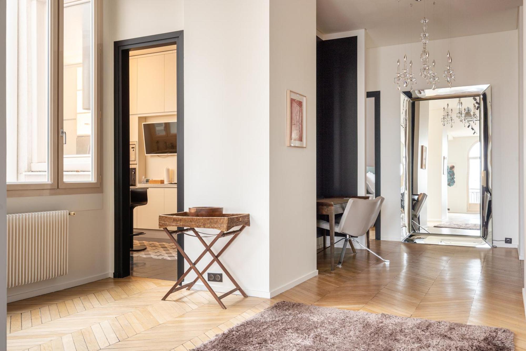 Apartment Luxury 4 Bedroom Eiffel Tower View Paris